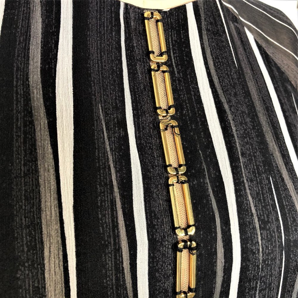 Halston Heritage Striped Crinkle Chiffon square link detail shift dress - Picture 7 of 16